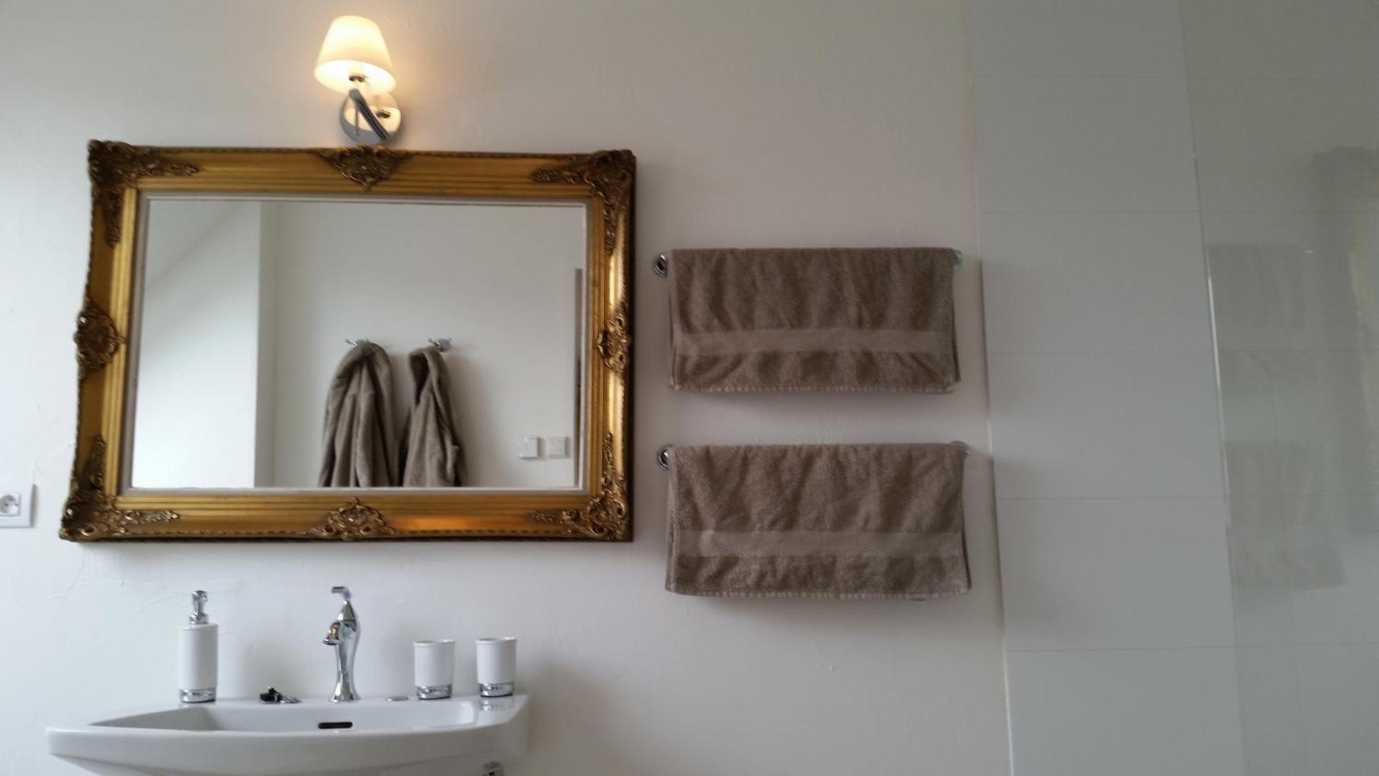 B&B La Douceur De La Miclette Ellezelles Room photo